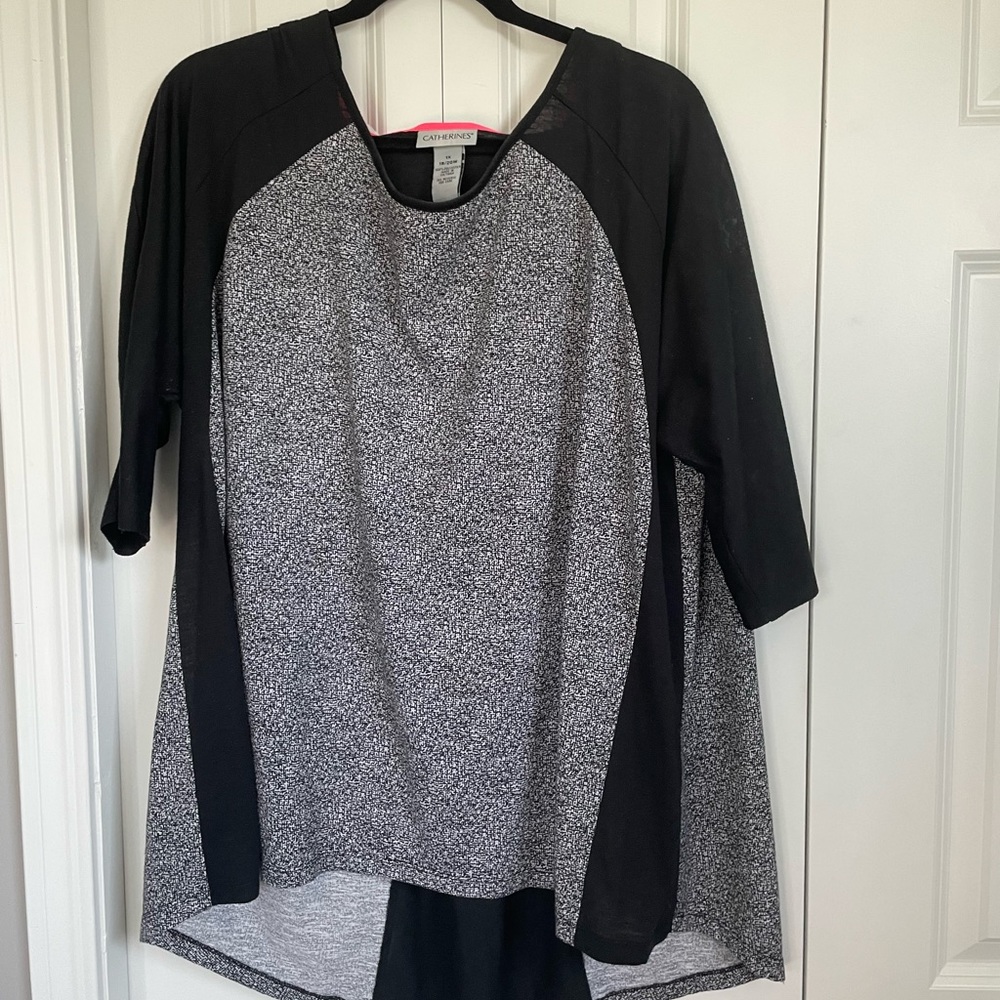 Black and grey woman’s blouse